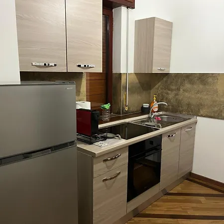 Periperihomesiracusa *