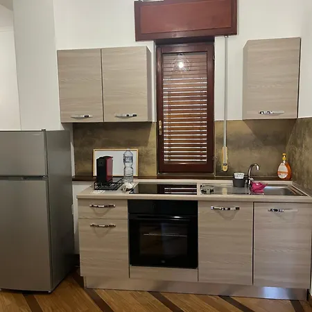 Periperihomesiracusa Apartment